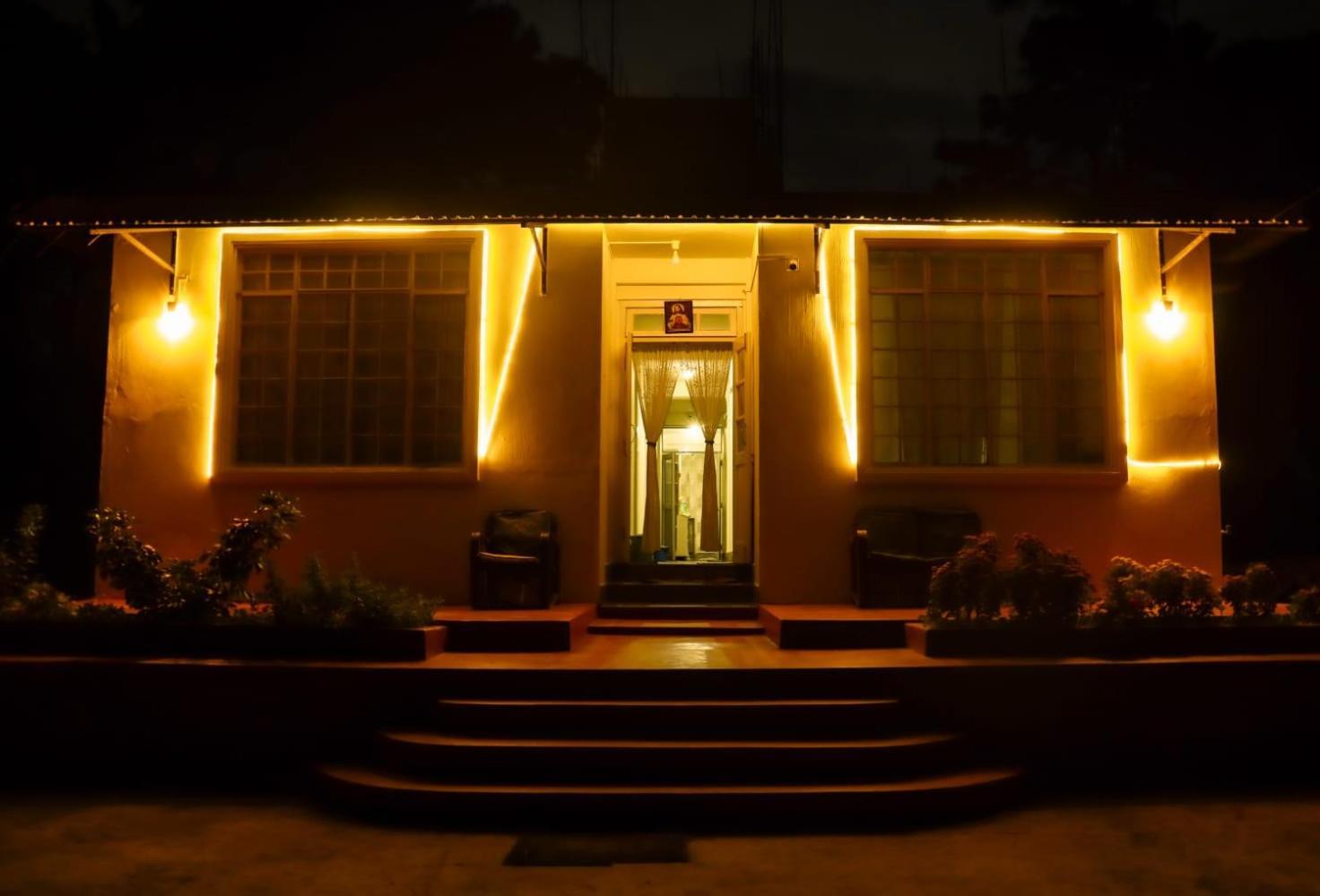 Pine Tree Lodge Shillong Dış mekan fotoğraf